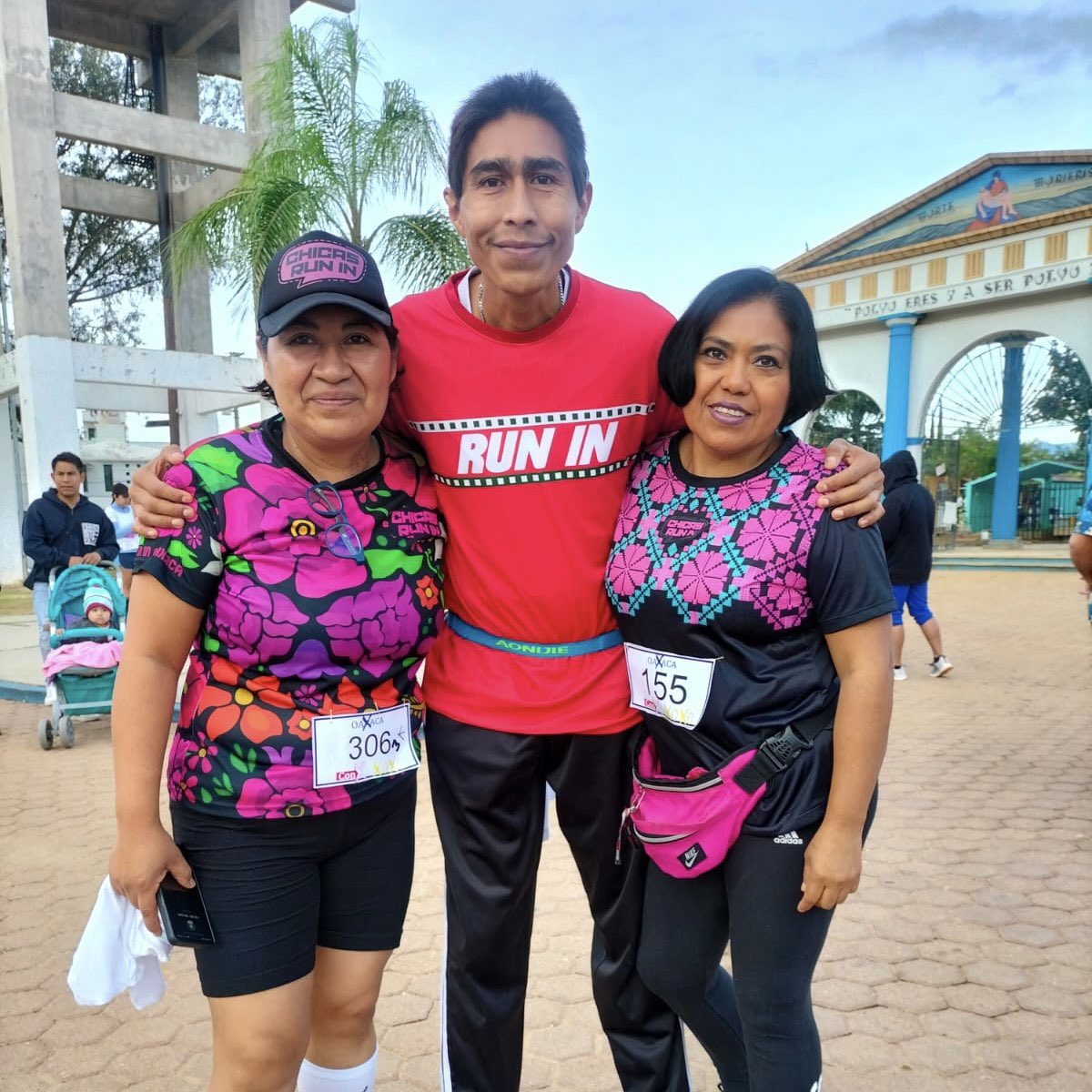 RunInOaxaca's tweet photo. ¡Así se reportaron los felices kilómetros del domingo! 

Entre amigos y comunidad todo es más bonito. 

Sigamos corriendo y disfrutando de todo lo que Oaxaca tiene para nosotros. 

#ChicasRunIn #OctubreRosa #Run https://t.co/9bCUa7QSUY