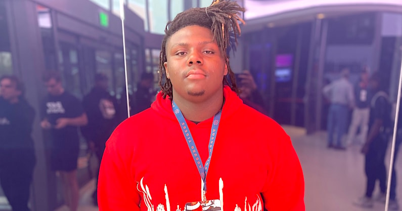 JLeeAUSports's tweet photo. BREAKING: Class of 2025 four-star defensive lineman Jourdin Crawford has committed to Auburn.

HUGE pickup for @DLCoachGarrett and the Tigers. HUGE.

MORE: https://t.co/ovX173lcQD https://t.co/XotoUlZdbn