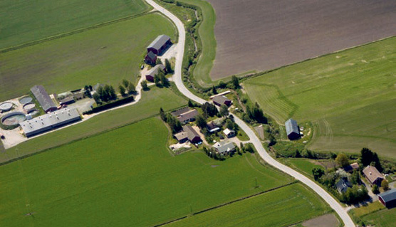 Kirjoitimme kiertotaloudesta luontokadon torjunnassa Kiertotalous nyt: kunnat kärkenä -lehdessä. Kiertotalous tarjoaa useita ratkaisuja, joilla luontokato voitaisin pysäyttää ja monimuotoisuutta palauttaa. Lue lisää täältä: materiaalitkiertoon.fi/fi-FI/content/… #Kiertotalous #Luontokato