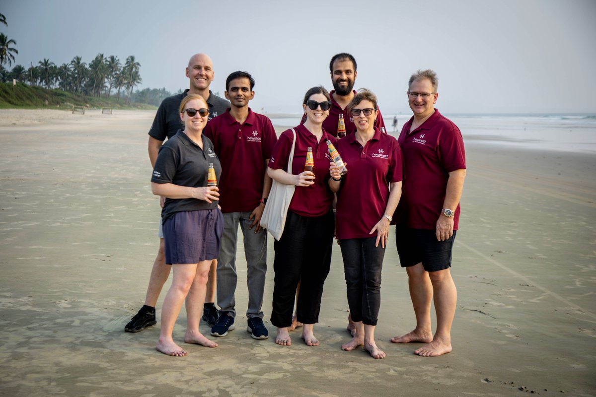 Hewshott tweet media