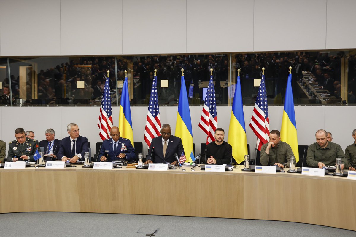 At last week’s meeting with President Zelenskyy here at NATO HQ, Allies made clear that security assistance to Ukraine will continue. 🇧🇬 Bulgaria’s support for Ukraine was loud and clear. I’ll be heading to Sofia this week to discuss our joint work on supporting Ukraine and