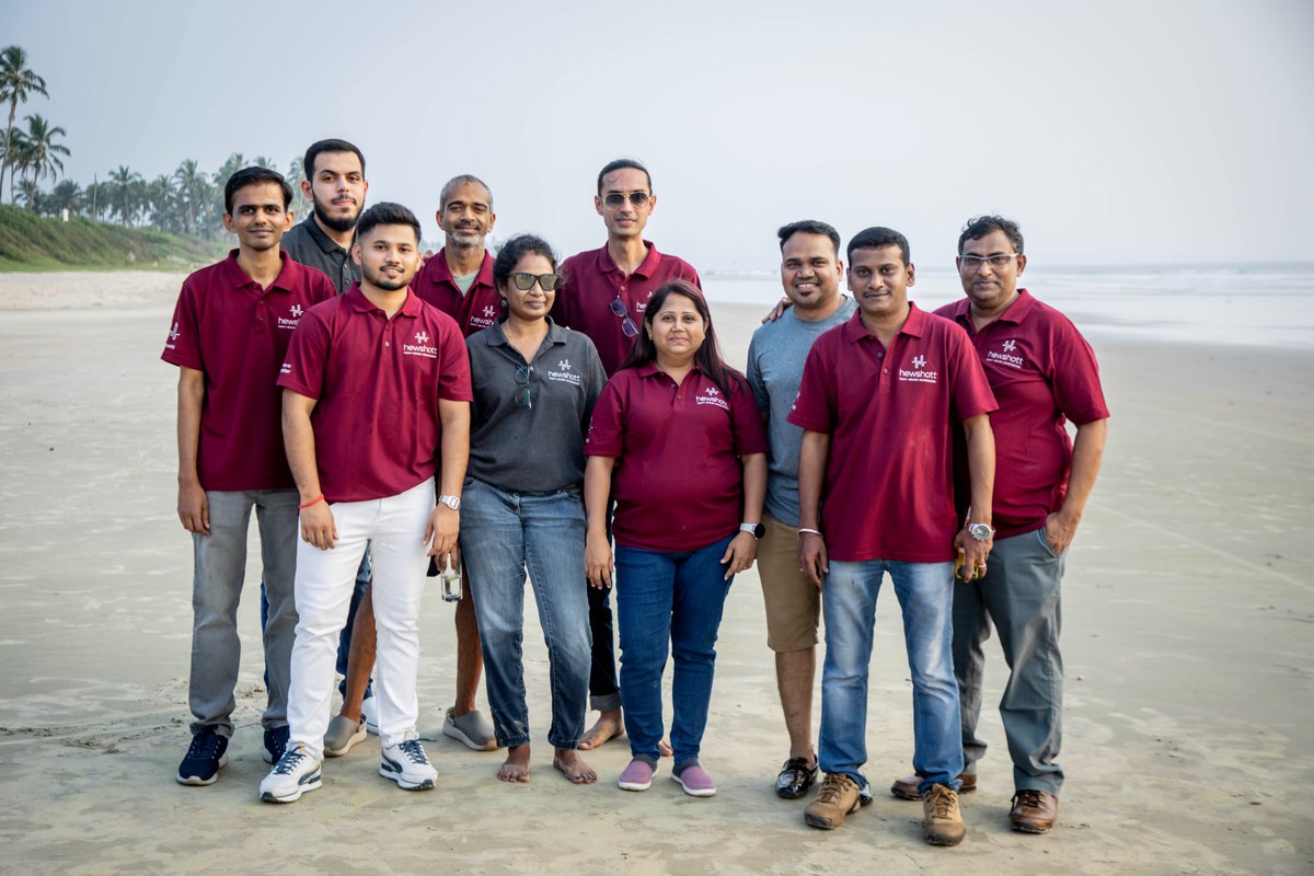 Hewshott tweet media