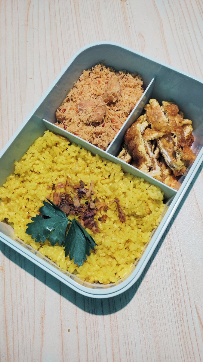 bunnaaa_'s tweet photo. masih dalam misi menggendutkan swami👩‍🍳 https://t.co/ktCTC3fUAx