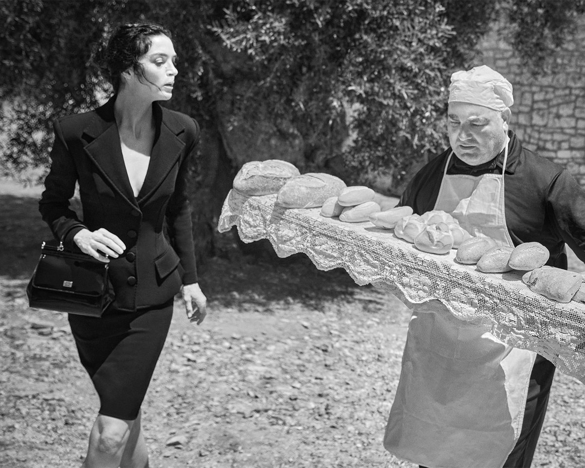 dolcegabbana's tweet image. Mariacarla Boscono for #DGDNA shot by Brett Lloyd.
#DolceGabbana 

Stylist: Gro Curtis
Makeup: Patrick Glatthaar
Hair: Louis Ghewy
Set Designer: Miguel Bento 

Discover the collection at bit.ly/DNAMariacarlaB…