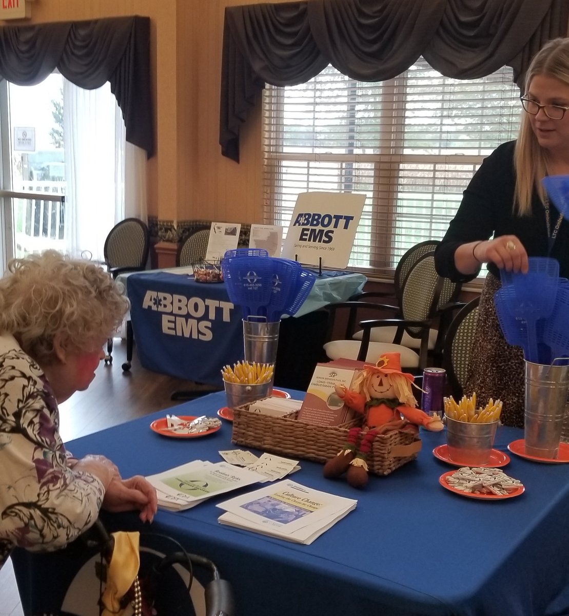ChSwansea's tweet photo. A big shout out to all of our vendors that were here on Friday for our health vendor fair. It was a great time, and the residents really learned a lot!! Thank you to all who attended. #AALCILLINOIS #OurTimeToThrive-SL2023
#SpiritofSupportiveLiving https://t.co/1ziN0sRn8T