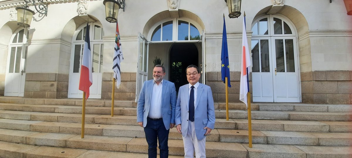 YPerrigot/Agence Disobey tweet media