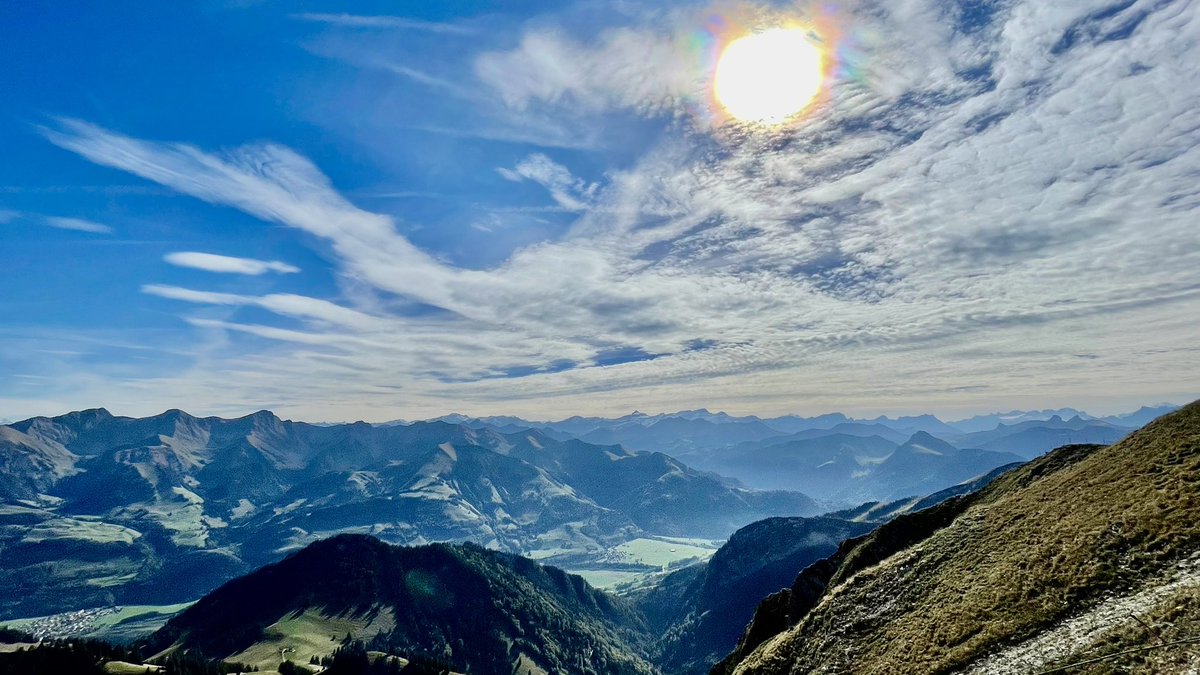 leetschi's tweet photo. 🇨🇭❤️✌️ https://t.co/nv5IcKfjzU