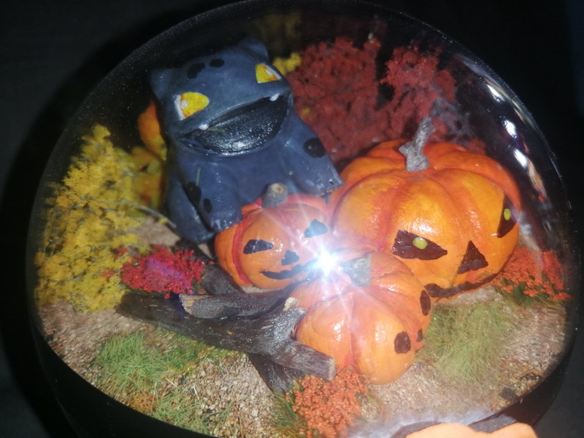 🎃 SORTEO HALLOWEEN 🎃

Se acerca la época de comer chuches, ver pelis de miedo y decorar calabazas. Bullbasaur está dispuesto a traerlas si no las tienes.

Quieres ganarlo? Aquí las instrucciones:
-Follow <a href="/OkenCosplay/">🖌️🎨Ø𝖐𝖊𝖓 𝕮𝖔𝖘𝖕𝖑𝖆𝖞 🎨🖌️</a>
-🔄 a este tuit
-Menciona 2 amigos

👍Ganador 31 de Octubre!!