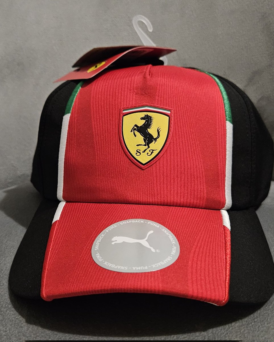 leclerclovebot's tweet photo. IT'S CHARLES LECLERC'S BIRTHDAY SO I WILL BE HOLDING A GIVEAWAY ‼️‼️‼️ I will be giving away an official ferrari cap to one lucky f1 fan. This giveaway will be open worldwide, and I will cover the shipping fees. 

Rules: Must follow me, like this tweet, and rt it

Ends Nov. 16th https://t.co/CDtLrO8qJa