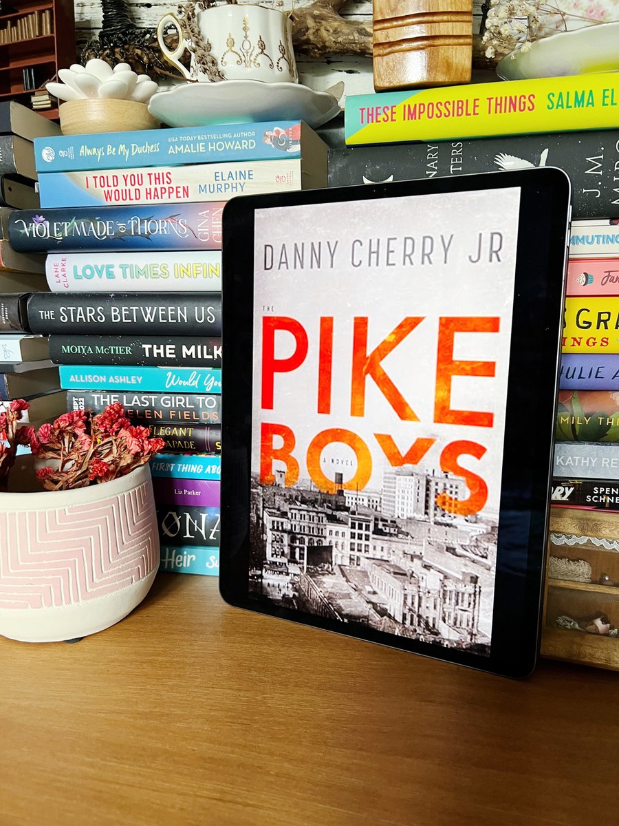 ✨Book feature✨

Today, I’m featuring #ThePikeBoys by #DannyCherryJr. If you're a fan of The Sopranos, Peaky Blinders, Boardwalk Empire, or the Godfather then this book is for you!

📆Mark you calendars, this one is out January 1st, 2024!

Blurb:
It’s 1920 New Orleans an