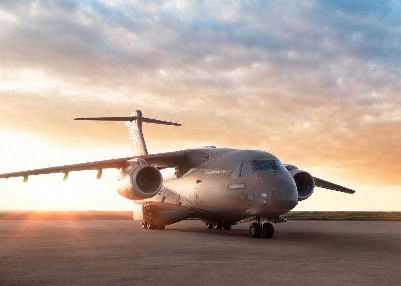 DefenseLrca's tweet photo. Atenta ao mercado militar da Coreia do Sul, Embraer participa da ADEX 2023
#Embraer #CoreiaDoSul #C390 #embr3 #SuperTucano #EMK #KencoaAerospace #ASTG
https://t.co/Nm69V0aPk7 https://t.co/ONgBOUkSu1
