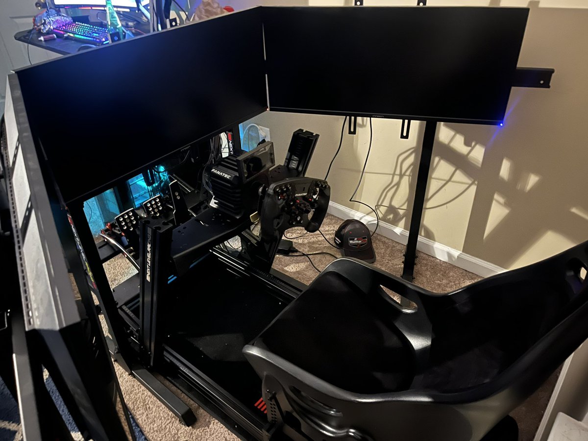 Qwesaunt's tweet photo. New racing rig is up and ready. Just gotta do some seat adjustments and get camera set up. After that, I just gotta focus on getting quicker on track 👌 https://t.co/JIcEWal4IP