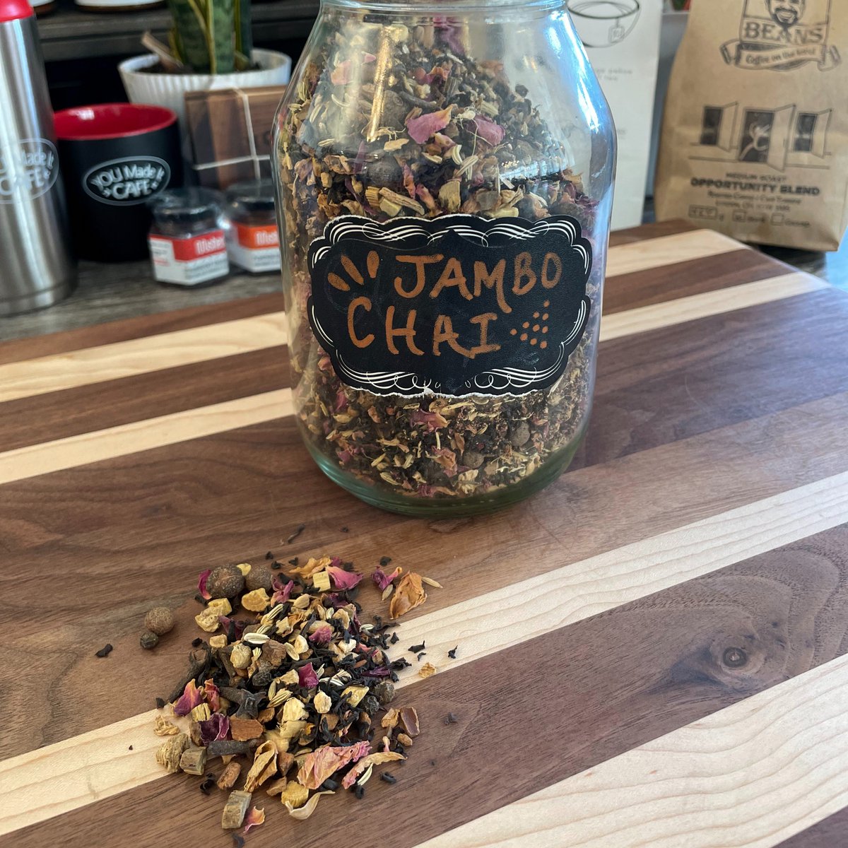 We carry a fantastic selection of loose-leaf teas from @beTeasInc 🫖 Warm up with a cup or get a full teapot to share with a friend in our sunny café. 

Our full menu: bit.ly/3OXU0rS

#youthtraining #socent #ldnont #beteas #socialgoodcafe