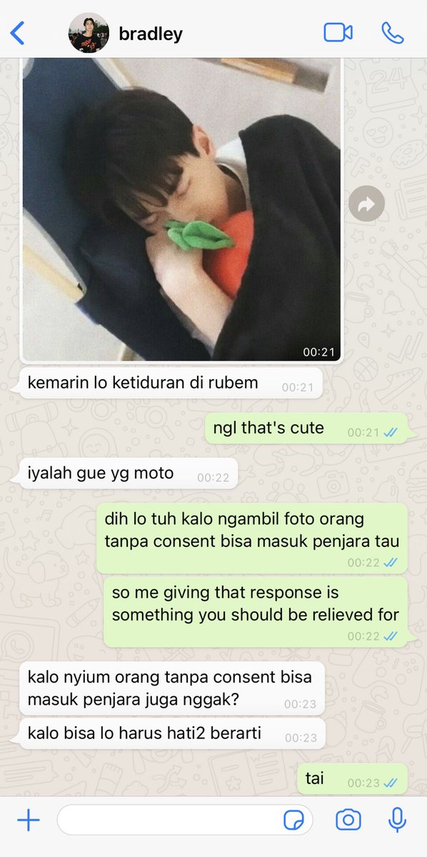 sweet_nathings's tweet image. melon bread 🍈🍞
"𝙞'𝙢 𝙣𝙤𝙩 𝙧𝙚𝙖𝙙𝙮 𝙩𝙤 𝙗𝙚 𝙟𝙪𝙨𝙩 𝙖𝙣𝙤𝙩𝙝𝙚𝙧 𝙤𝙛 𝙮𝙤𝙪𝙧 𝙢𝙞𝙨𝙩𝙖𝙠𝙚"

— a brightwin au
©natforbw

tags. friends to lovers, college life, fluff(?)