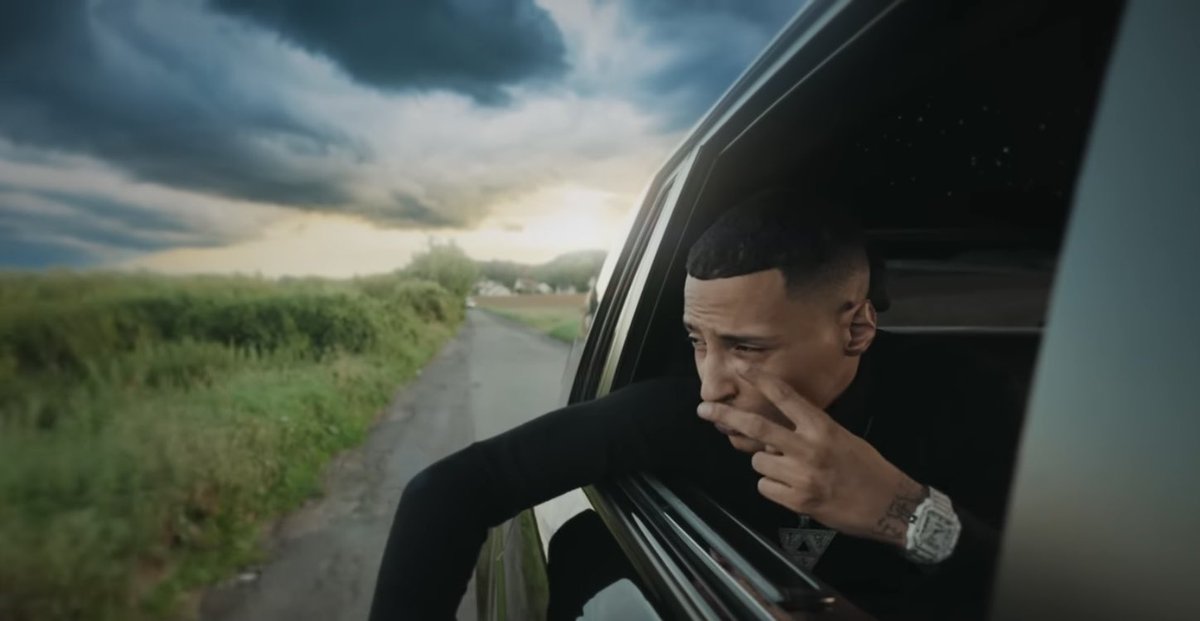 EncoreDuRap's tweet photo. Pour fêter son disque d’or, Freeze Corleone vient de sortir de clip de “Voldemort” https://t.co/pBDEqigoyt