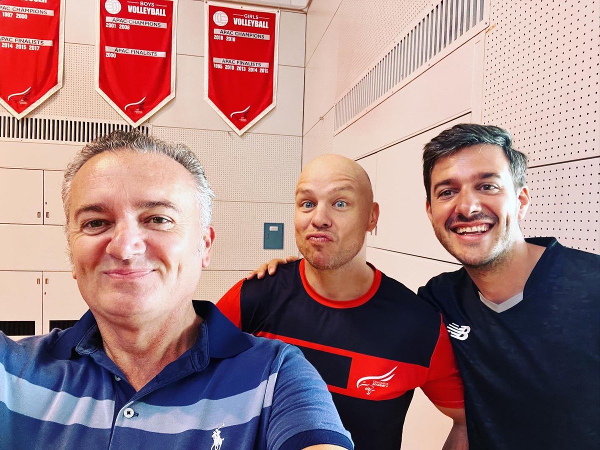 jwright_jason's tweet photo. Absolute pleasure to visit my former work place in Japan to reconnect with colleagues and inspirational to work with G11 students to help their in reframing their stress mindset to perform under pressure #CAinspires @PaulMansell10 @ProfMattSlater @SEPsychStaffs @StaffsUni 👍🇯🇵💪 https://t.co/Qq2Hyf4Obs