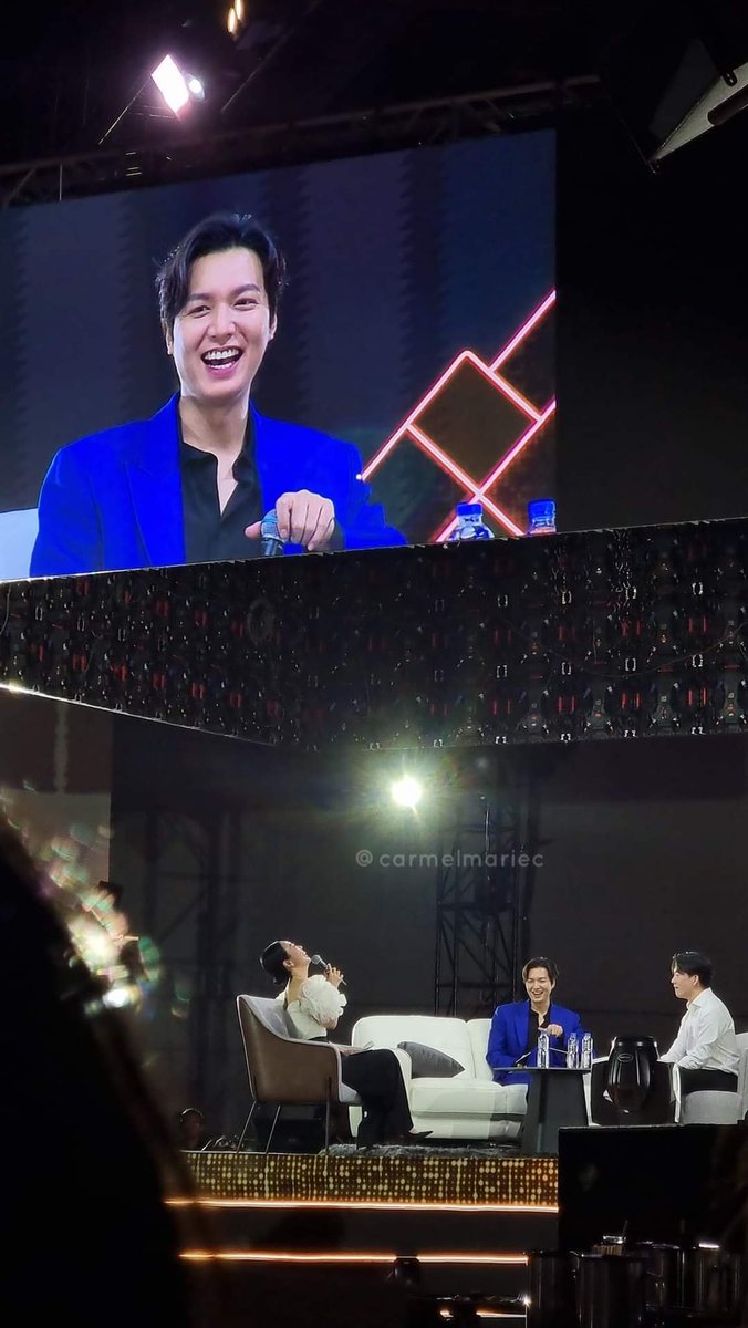 carmelmariec's tweet photo. Can't get enough of him.. grabe! Ang perfect!!! 💜🇰🇷

#LeeMinHo
#LeeMinhoxSMDC https://t.co/vWNSQBXz5U