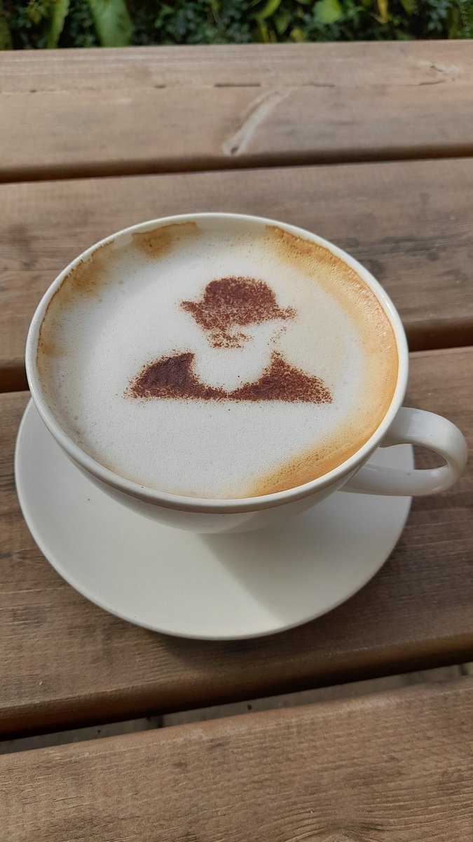 Lovely warming cappuccino at Downe House Kent. We had the gardens to ourselves. A blessing to have peace when others don't. 🙏
