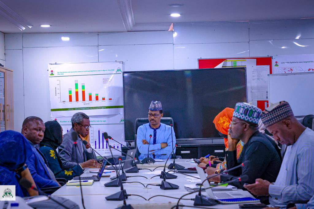 NphcdaNG's tweet photo. A delegation from the World Bank, led by Dr. Onoriode Ezire, along with the Immunization Plus and Malaria Progress by Accelerating Coverage and Transforming (IMPACT) Unit of the NPHCDA, held a meeting with Dr. Faisal Shuaib, ED/CEO.
1/4 https://t.co/2sdVE9Wfg9