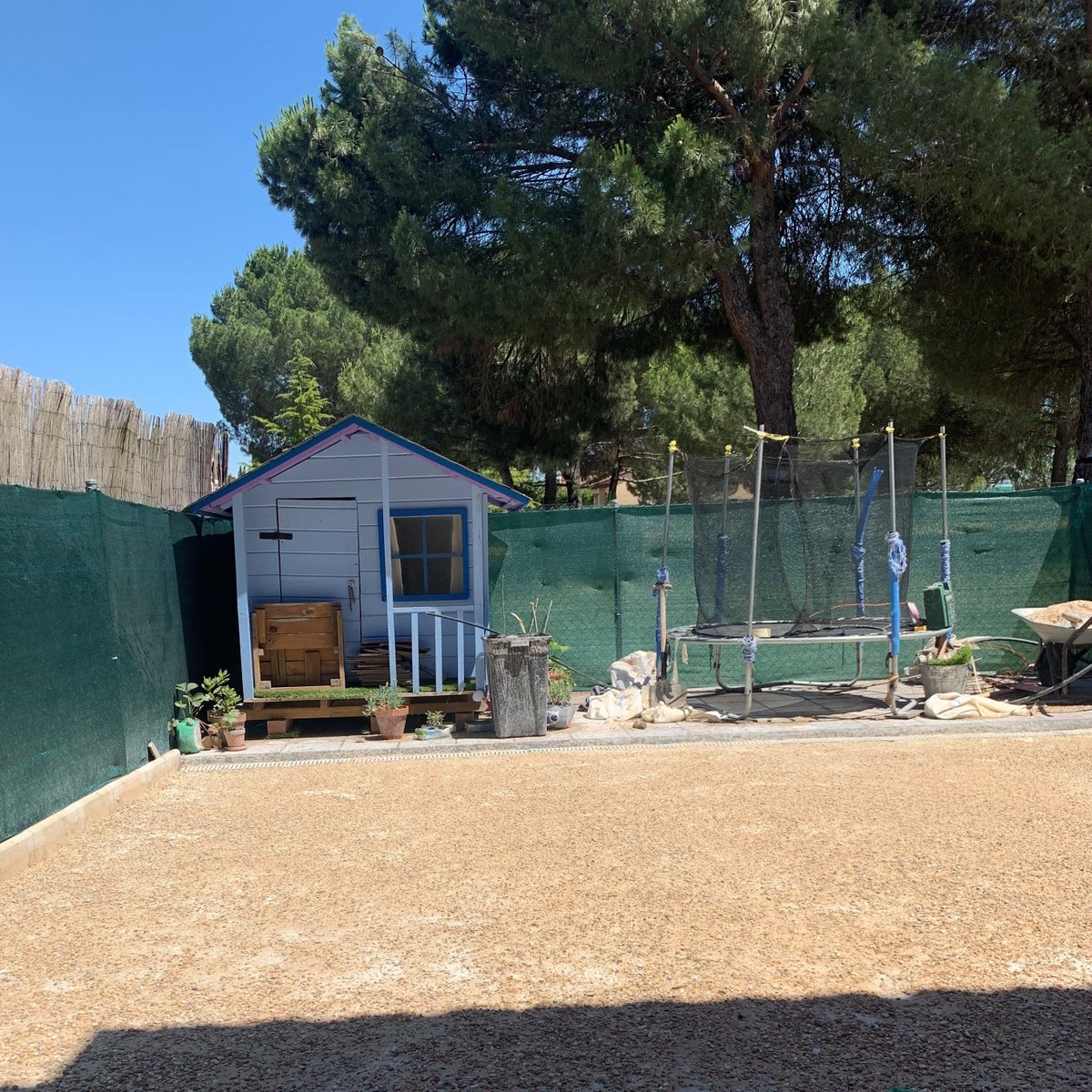 cespediag's tweet photo. Antes y después en zona de jardín con el modelo GREEN40.💚

#sinmantenimiento lo único que tienes que hacer es #disfrutardelcésped

#céspedartificialiag #céspedartificial #cambioespectacular #césped #garden #instalación #decoraciónexterior #jardín #decoratuhogar #céspedmullido https://t.co/cek3B32bQ7
