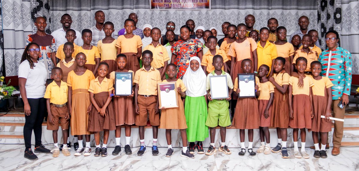 pdaghofficial's tweet image. @pdaghofficial &amp;amp; #MagicLibraries Foundation was proud to host #Cluster-Level #Reading Competitions under the #CocoaCommunities' Library Project.Ten(10) schools from the Ahafo-Ano districts competed for coveted spots in the upcoming #Annual Reading Festival!