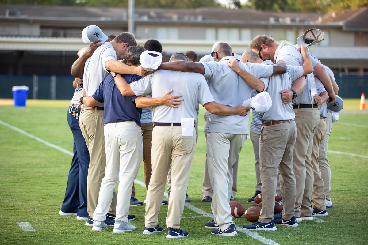 In the midst of life's challenges and joys, we are constantly reminded of the profound power of prayer. Prayer is not just a practice but a transformative force that connects us with God's wisdom, grace and love. Check out this article secondbaptistschool.org/about/second-i…