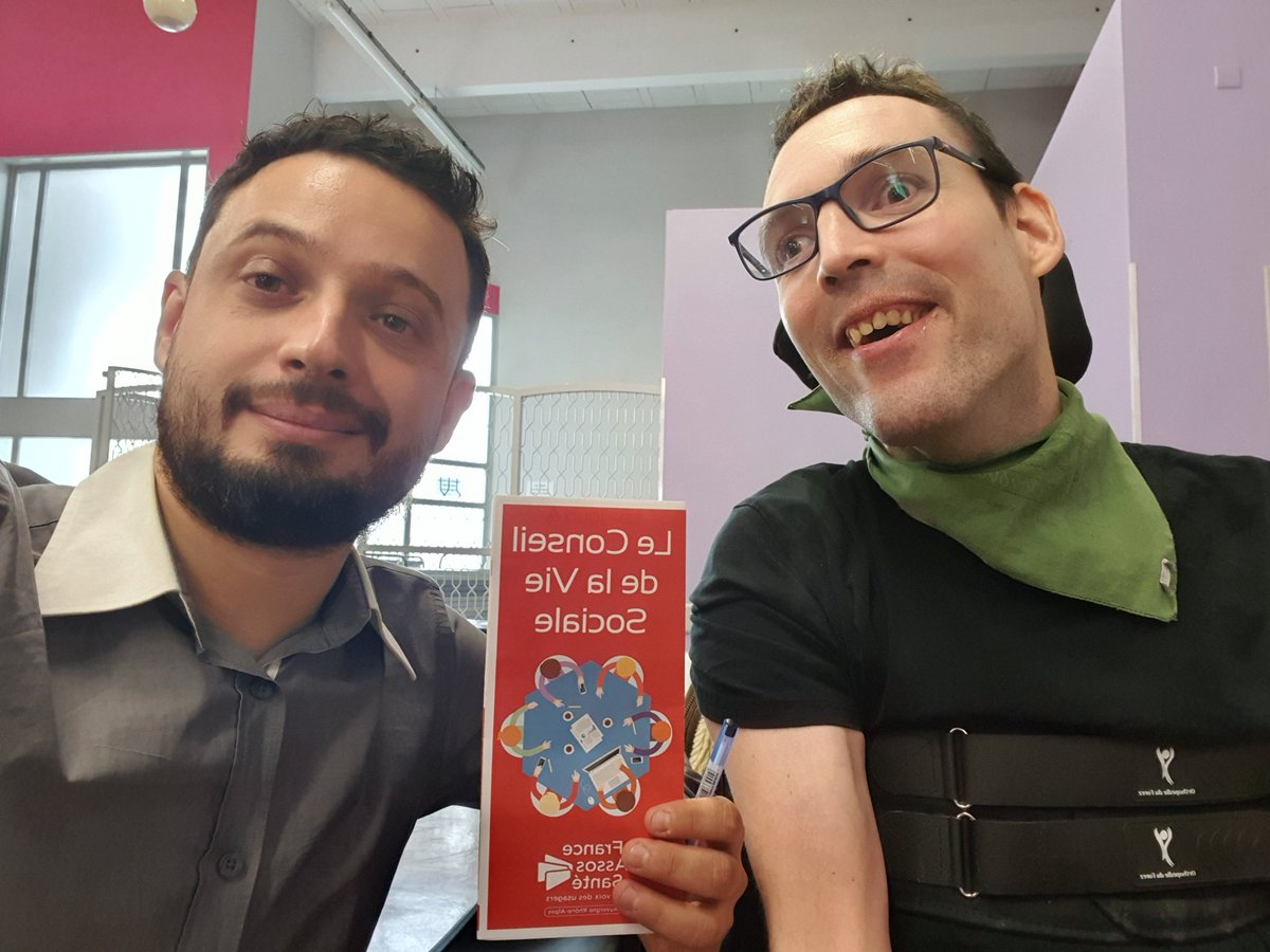 Présent avec les résidents du #CVS du Foyer l'Olivier #AIMCP à la journée dédiée au Conseil de la Vie Sociale par <a href="/Fr_Assos_Sante/">France Assos Santé</a> &amp; CDCA du <a href="/Dep_Loire42/">Département de la Loire</a>
Temps d'échange axé sur les nouvelles modalités du CVS
Merci à <a href="/DavidFARA42/">David FARA</a> pr avoir accueilli ce temps au Chambon Feugerolles