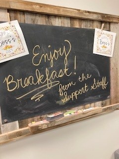 FishelDowney's tweet photo. From the Support Staff at FDAR, a big thank you on Boss's Day for all you do for us and for making FDAR a great place to work!!!! https://t.co/DDSeNJb73H