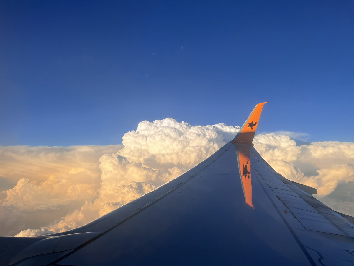 gbehra's tweet photo. Thanx for this view @flyspicejet 
But flight delayed by an hour. https://t.co/d1G6wfJLA0