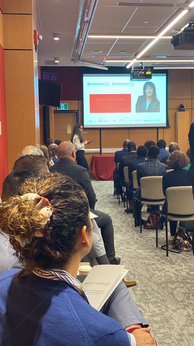 SenatorClement's tweet image. On ne peut pas bâtir un monde différent avec du monde indifférent, nous dit Lise Bourgeois, présidente @CollegeLaCite #Resolutions2023