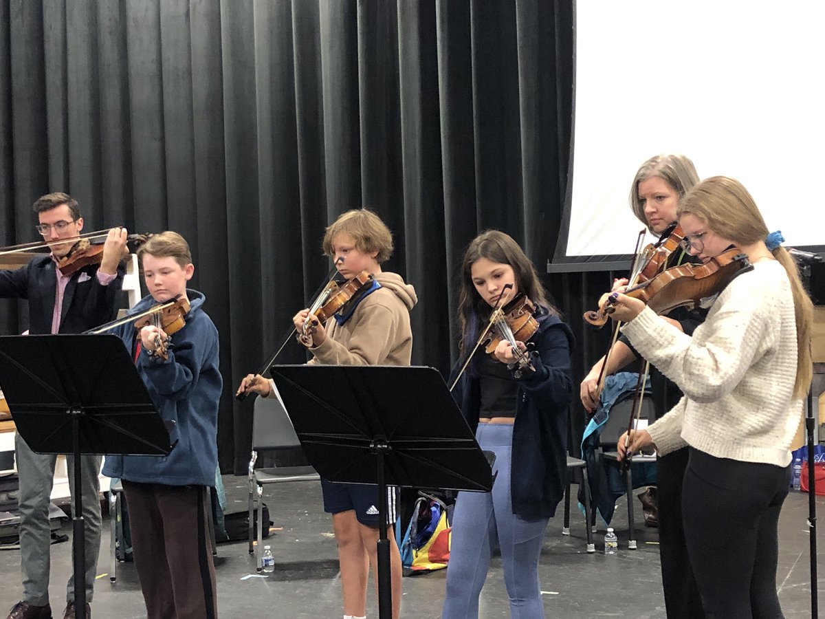 QuakerValleyMS's tweet photo. Mooney Moment: Day 37

Violins of Hope presentation - shared their unifying message: “Tuning Out Prejudice - Building Bridges That Last.” Students were able to play violins once owned by victims of the Holocaust, as well as survivors. Unbelievably moving. https://t.co/Ru6LThelfx