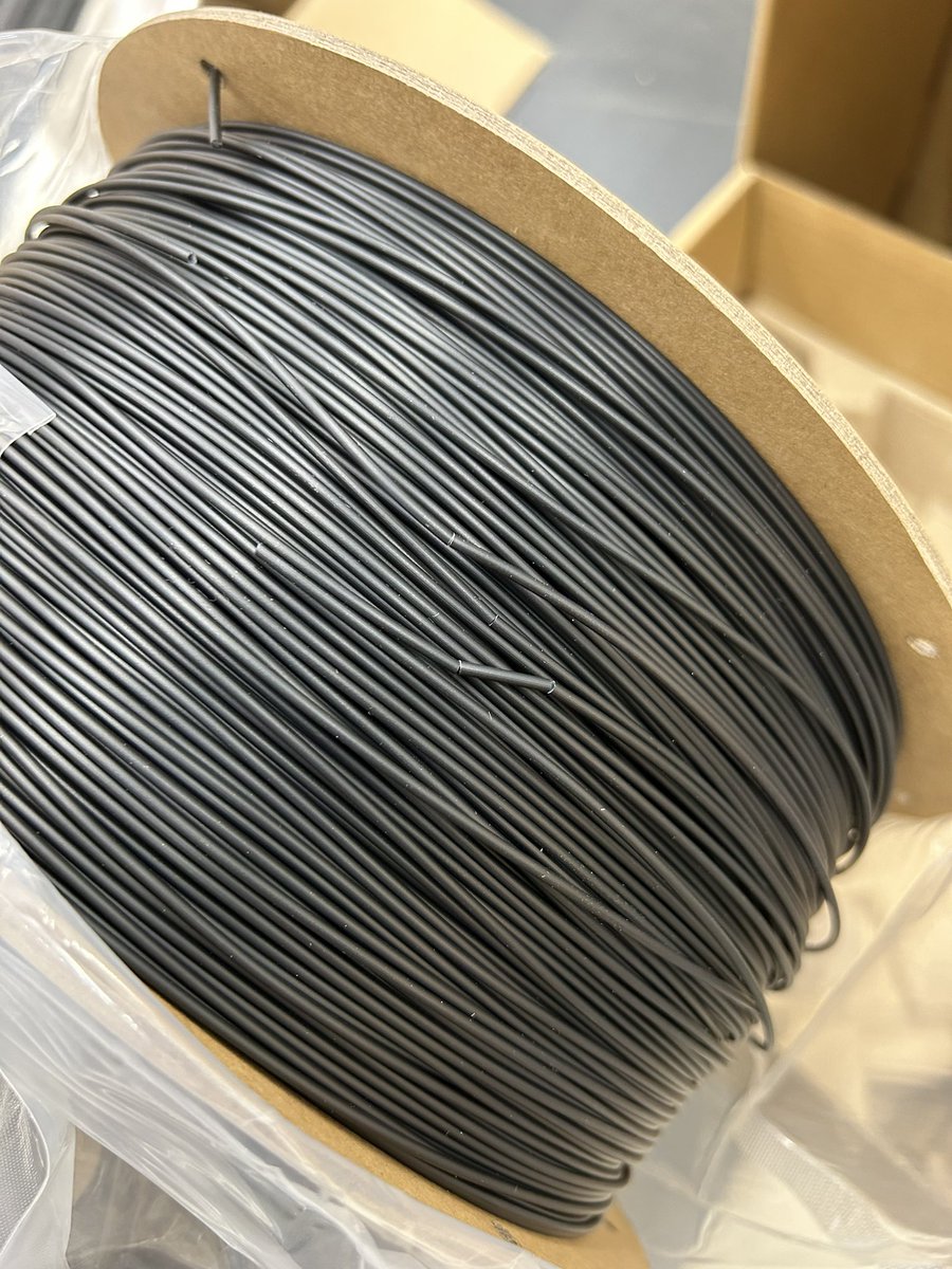 tallmanbrew's tweet photo. Dang just opened my 3kg spool of @Polymaker_3D to find this, hope it's not a sign of what's to come in the rest of the spool! https://t.co/dYRhhlA0Vn
