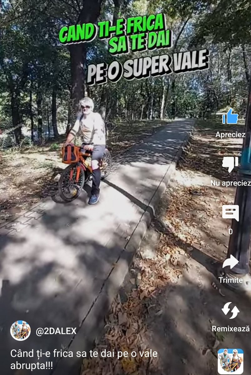 Un ditamai omu' călare pe o bicicleta mică de copii e paralizat de frica când trebuie sa se dea cu ea la vale - un nou filmuleț postat de noi pe Youtube, speram noi amuzant 😀
