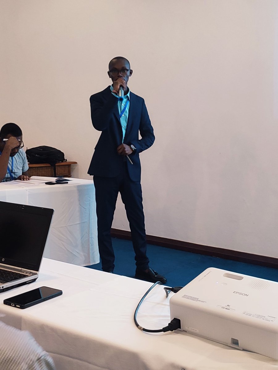 AKUCoEWCHEA's tweet photo. Great presentation on "SARS-Cov-2 Seroprevalence in a Pregnancy Cohort in Kenya: March 2020 - March 2022" by our lab lead, Isaak Mwaniki @mwaniki_ig , at the Association of Kenya Medical Laboratory Scientific Officers #AKMLSO conference in Diani on October 11th.

@PRECISE_network https://t.co/xtrZhJuLLu