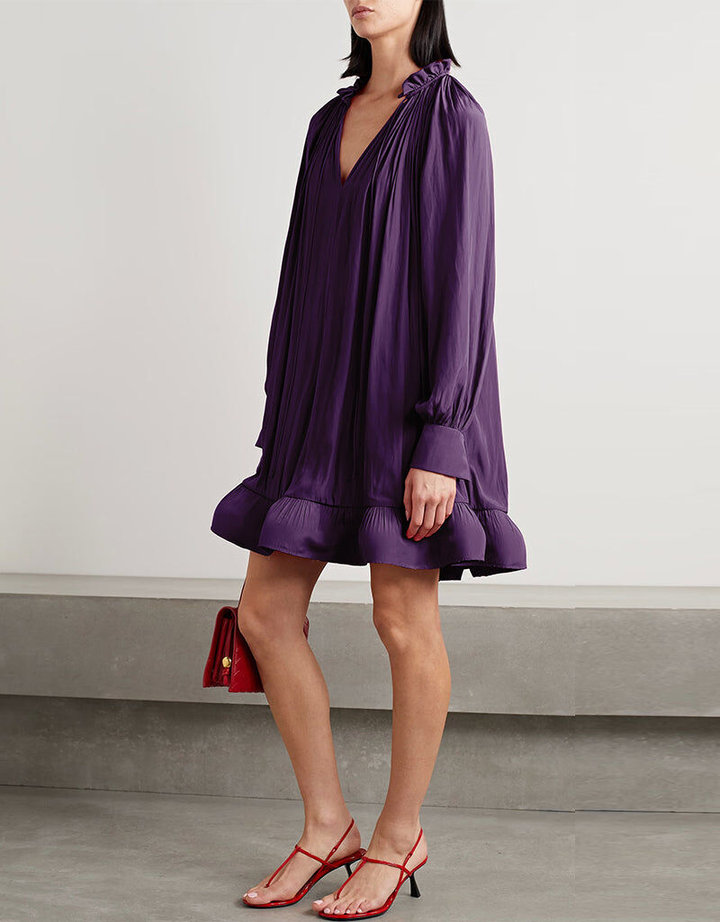 muslimfashion9's tweet image. Elevate your style with our Purple Roman Crush Gown! 💜 This gown is a perfect blend of fashion and sophistication. Get ready to make a statement. Explore it now! 

bit.ly/494jz22 

#FashionFinesse #PurpleGown #ElegantEnsemble #ChicStyle