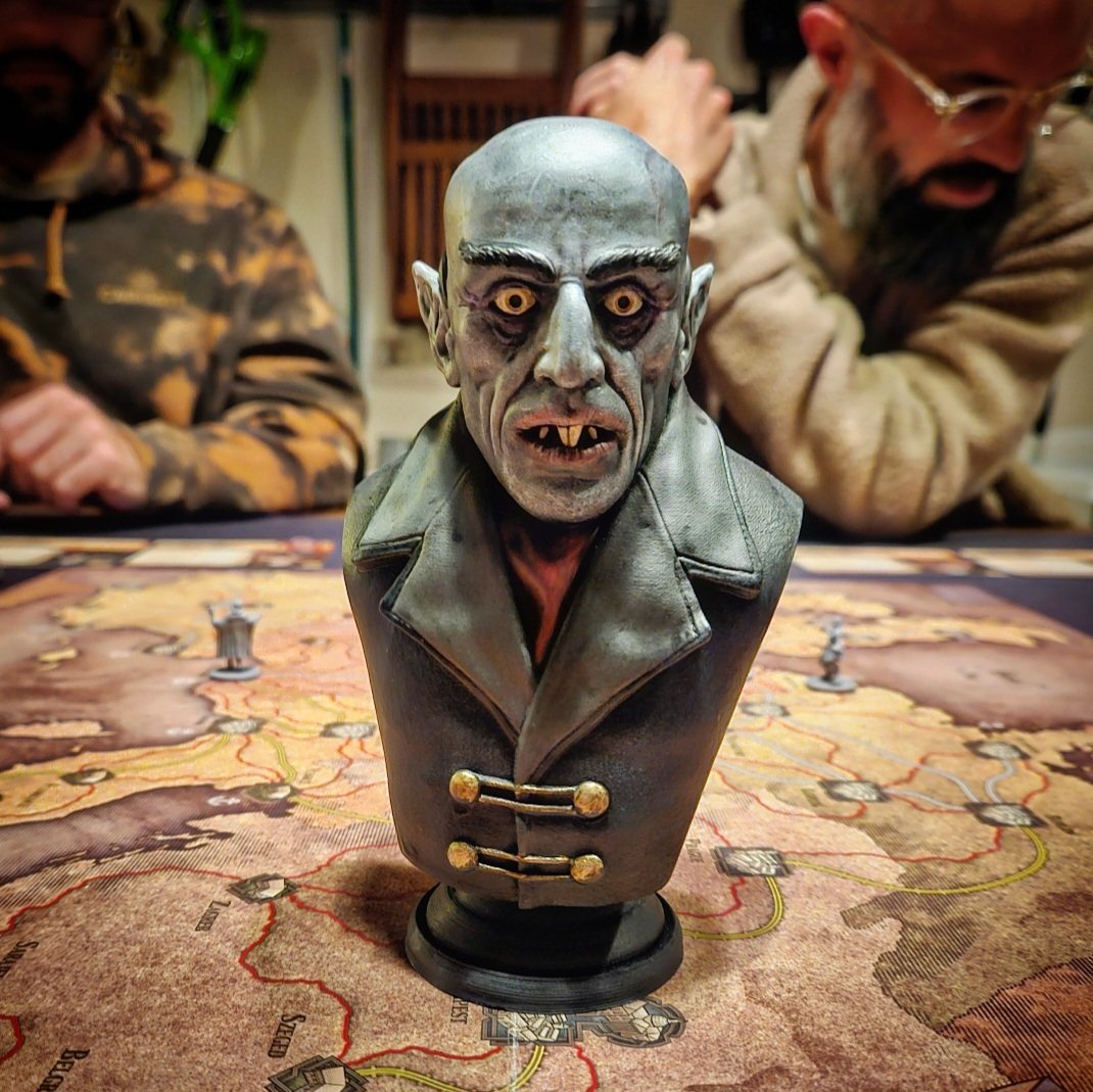 Nosferatu 🦇
3D printable bust from #FotisMint
#3dprinting #miniaturepainting #paintingminiatures #nosferatu #HappyHalloween