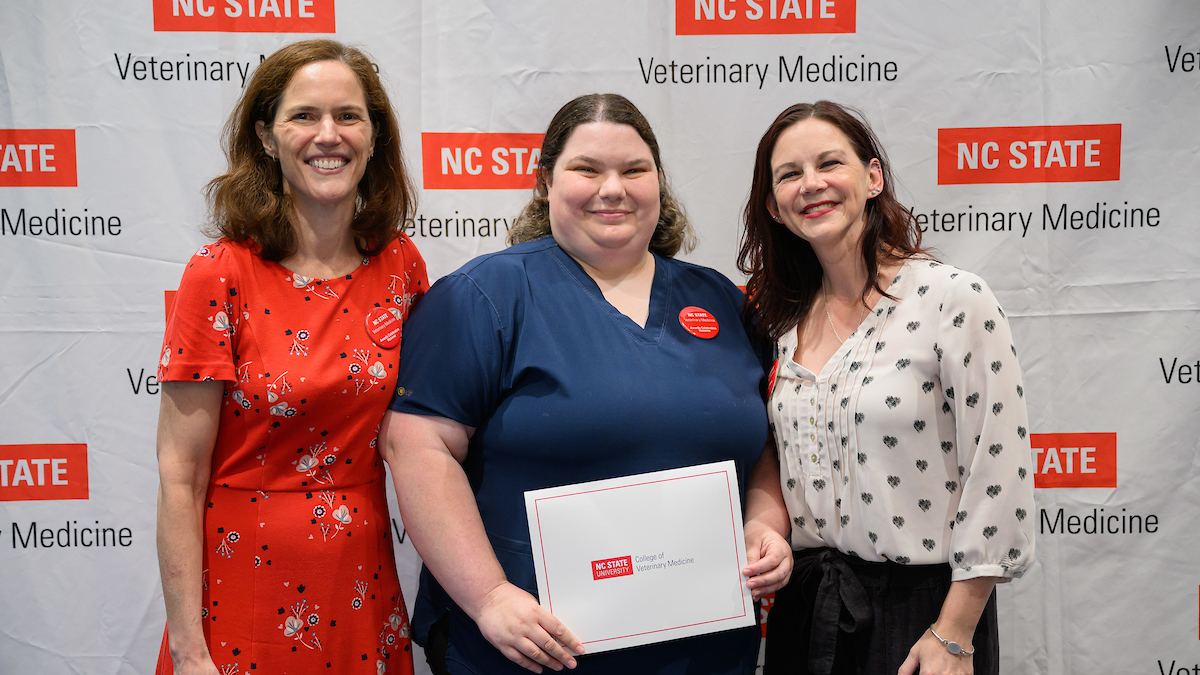 NCStateVetMed's tweet photo. SECOND TO NONE! It's #VetTechAppreciationWeek, and we are so grateful for our top-notch technicians who go above and beyond each day to care for animals. Many techs have been at #NCStateVetMed for years, sharing their skills and keeping our Veterinary Hospital running. Thank you! https://t.co/cXnohbdotN