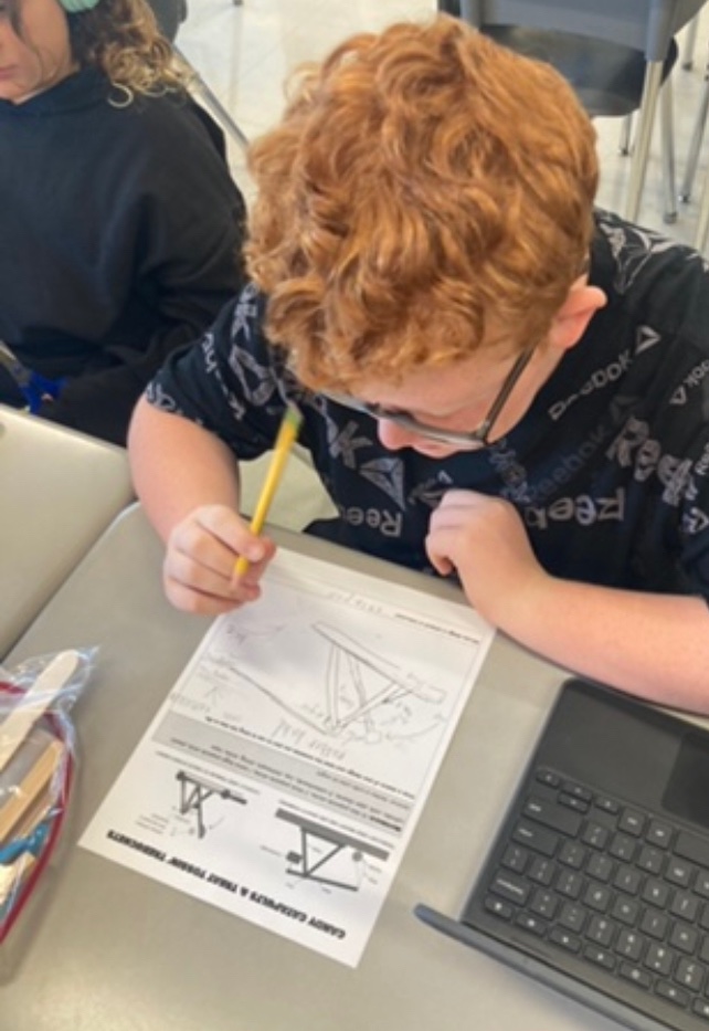 TalawandaSTEM's tweet photo. 4th graders at Kramer are learning about medieval military machines. Students used the engineering design process to imagine, plan, create, test and improve their candy launching machines. 🎃 🍭 🍬 https://t.co/xXrJat9REm