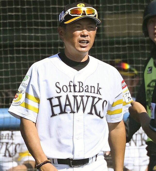 ソフトバンク、小久保監督就任へ 「ミスター・ホークス」にチーム再建