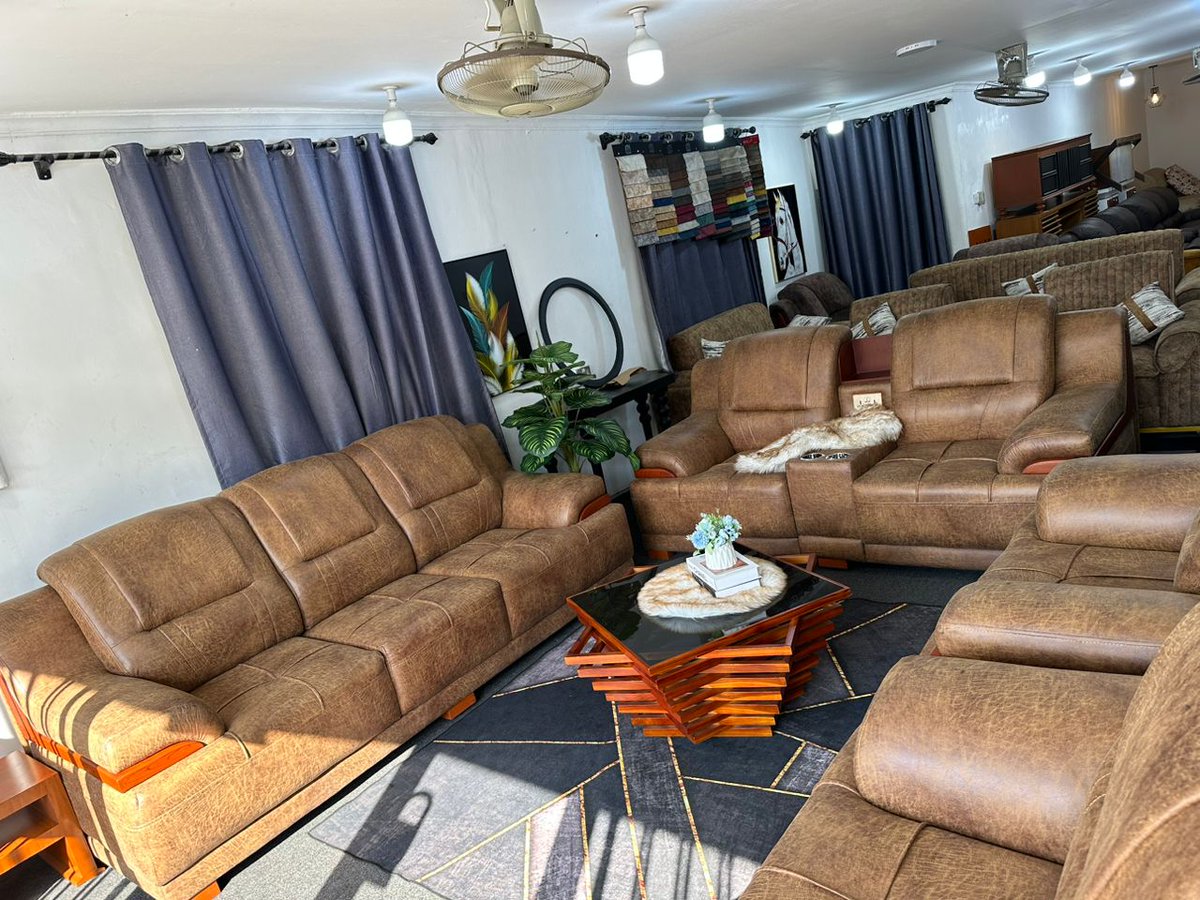 Call or WhatsApp 0656300532