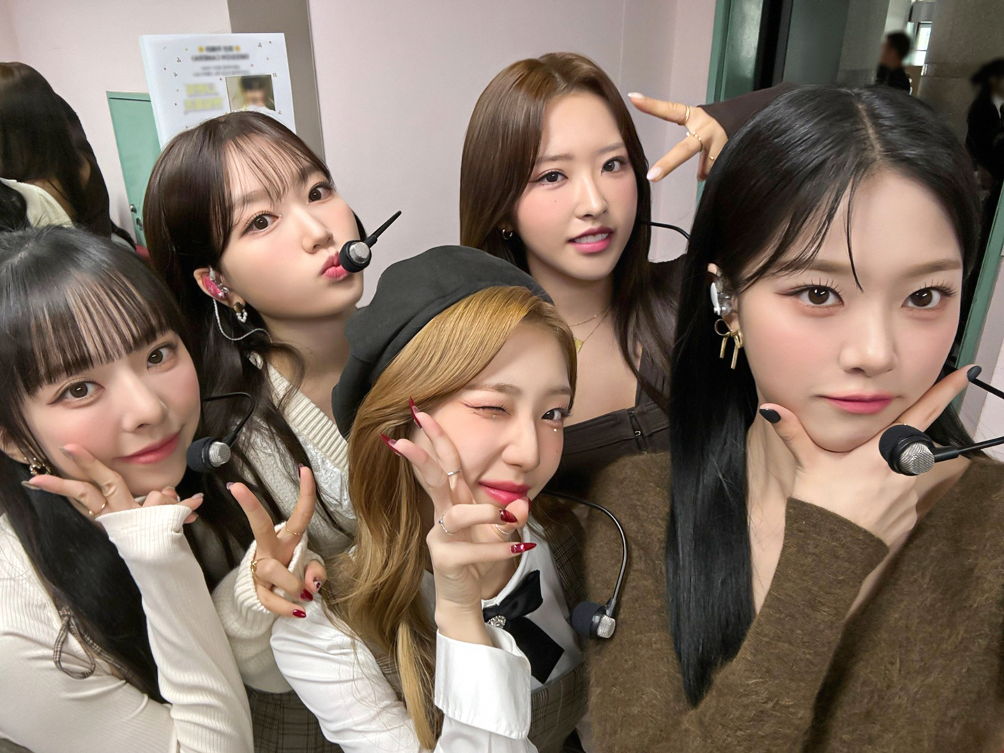 F8kQhOxbcAANmYA?format=jpg&name=large