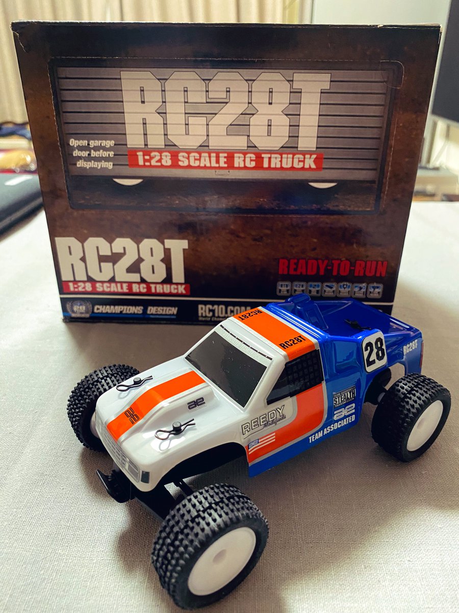 MadvanaudioRC's tweet image. 阿蘇市永帝堂さんの小さいトラギー(デッドストック品)を自分へのお土産に購入

#RC28T
#TeamAssociated
#阿蘇市永帝堂 
#民明書房