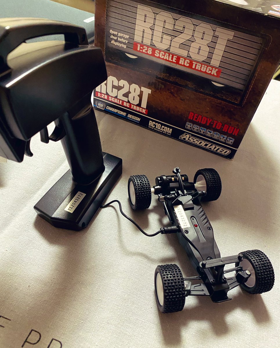 MadvanaudioRC's tweet image. 阿蘇市永帝堂さんの小さいトラギー(デッドストック品)を自分へのお土産に購入

#RC28T
#TeamAssociated
#阿蘇市永帝堂 
#民明書房