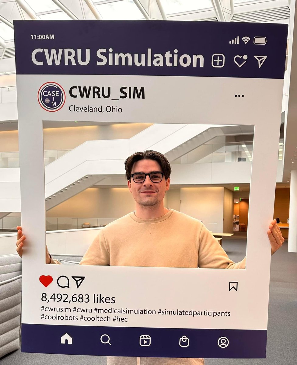 cwru_sim's tweet photo. Such a wonderful weekend meeting and celebrating our CWRU Alumni and future doctors for homecoming!! 
💙🩶🤍  

#casesim #simulation #cwru #cwrusom #medicaleducators #sim #cleveland https://t.co/X6i3Lgwovg