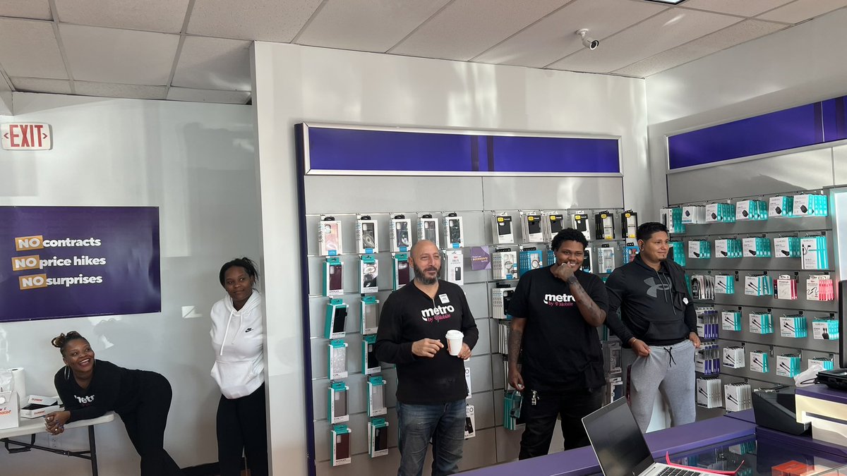 Violet Romero tweet media