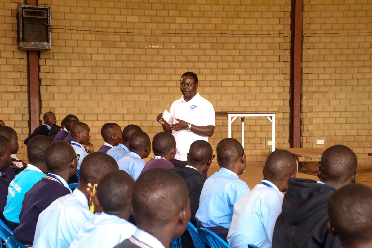OcercampionJC's tweet photo. Senior 4 candidate class 2023.The National  Uganda Certificate of Education ((UCE) exams has kicked off today. @AORjesuits @MidwestJesuits
 #GoodLuck #examsuccess #jesuiteducation https://t.co/BVRkpQtv1J