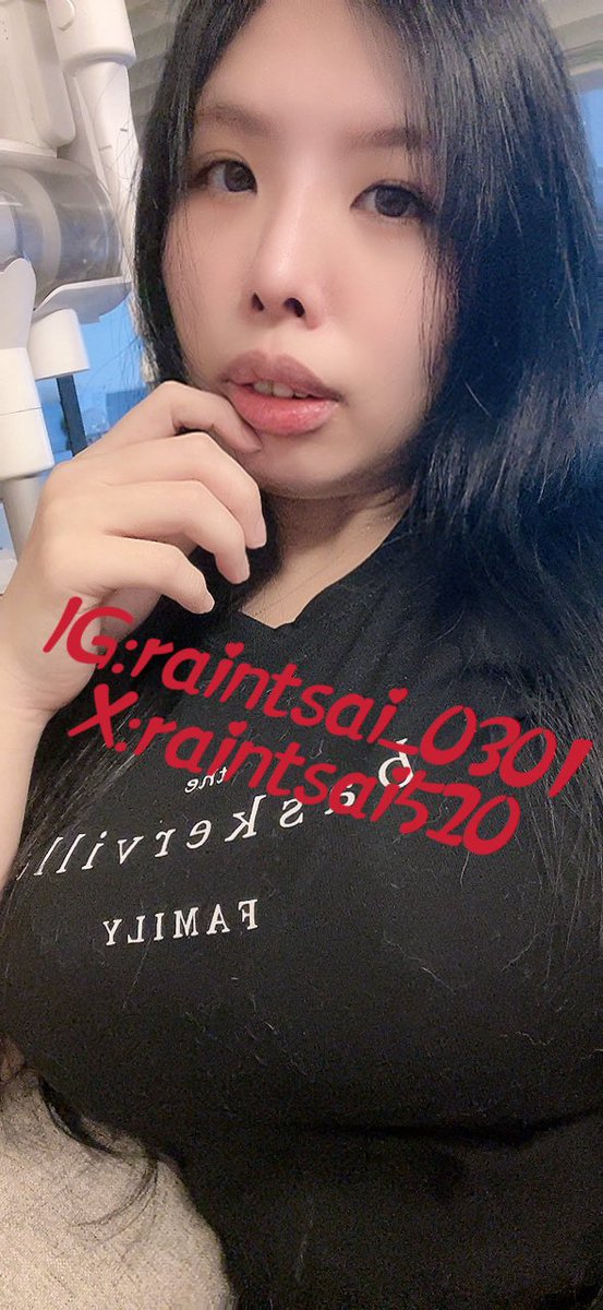真的很謝謝大家的留言
我都有看到❤️

我會一直用日常照來洗大家 可以嗎🤣
也希望大家可以多多留言 我會盡量多多互動😘

厚唇真的有這麼多人喜歡嗎😳？
我其實一直都沒有很喜歡耶
怎麼我不喜歡的部分 卻是大家喜歡的呢🤔️ https://t.co/PQk0UOMSyY