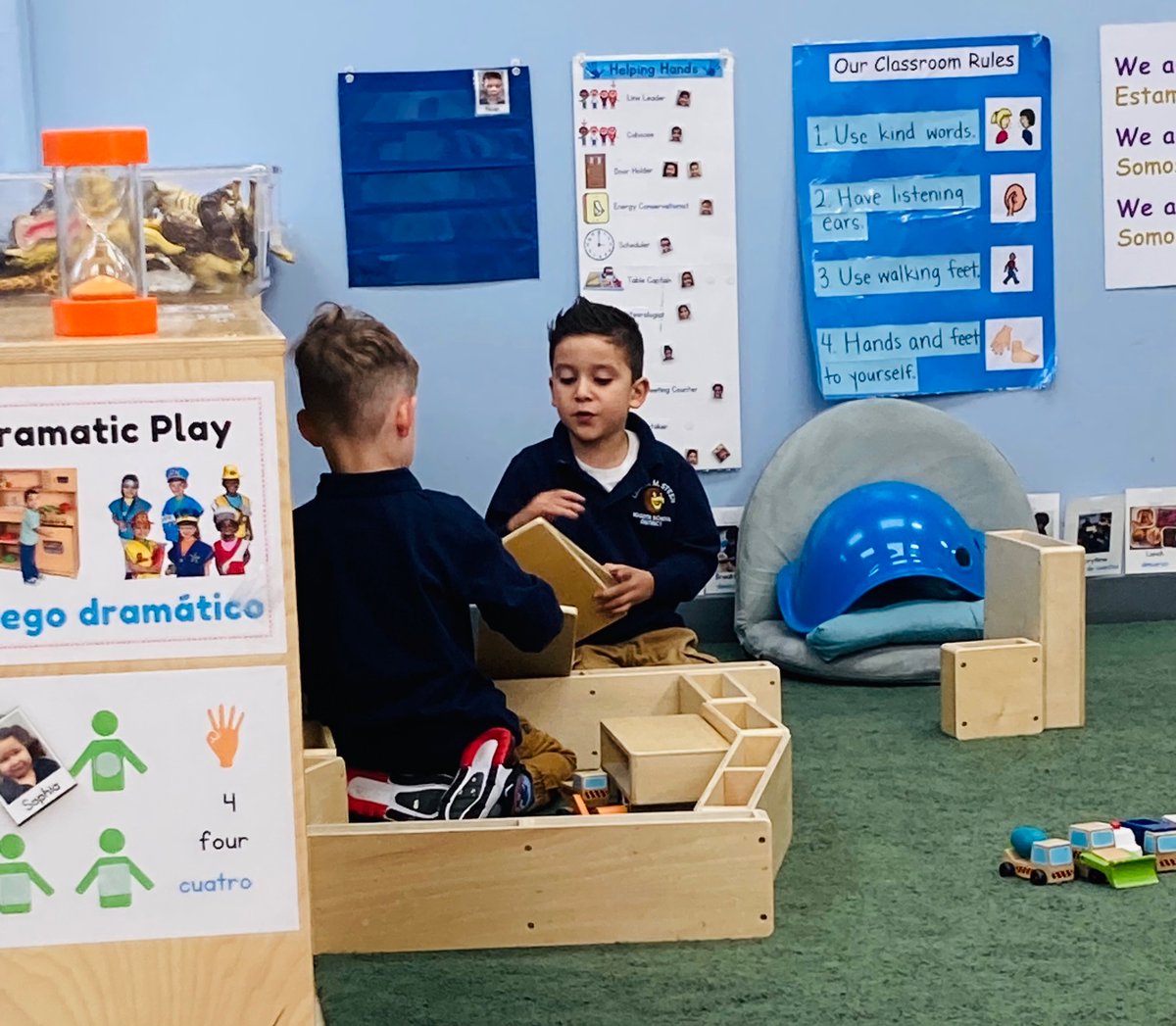 Bogotapreschool's tweet photo. #ChoiceTime In Art we talked about feeling shy or nervous when we meet new people because we’re afraid they won’t like us. Stephanie promptly reassured me that I am liked ❤️ #PreschoolRocks #SEL @BogotaPublic @LillianMSteen1 🦋 https://t.co/RY5qsGdjeg