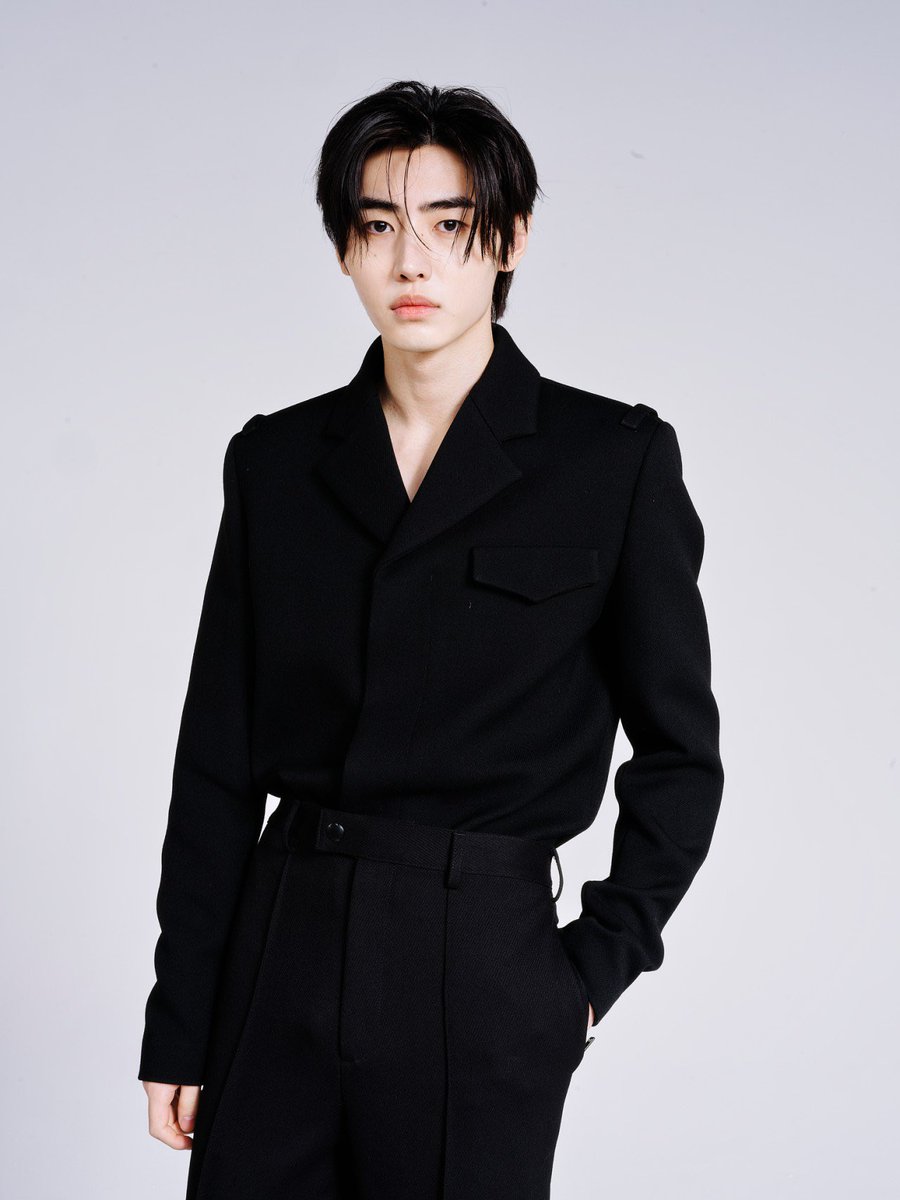 🤍🖤 #SUNGHOON #성훈