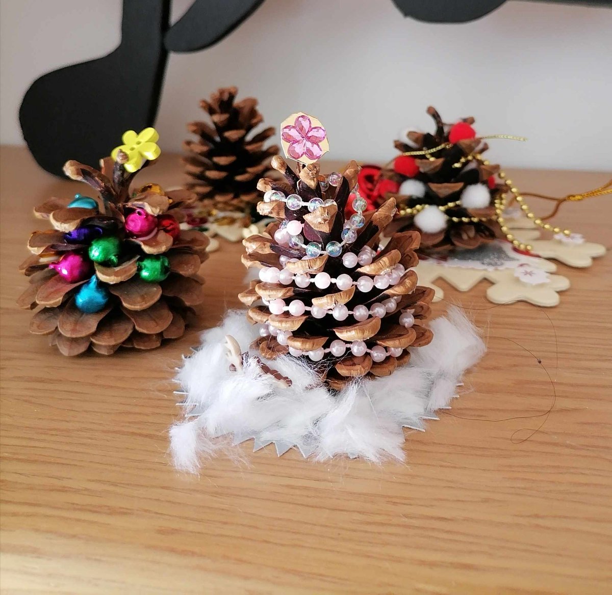 tasfund's tweet photo. Brisk autumn day, but our craft group added warmth to The Centre with festive pinecone creations ππ¨.
Laughter and creativity in abundance on chilly days! βοΈπ.
#TASFund #MentalHealth #CommunityCrafting #TamesideCrafts https://t.co/MBZD2F4FBT